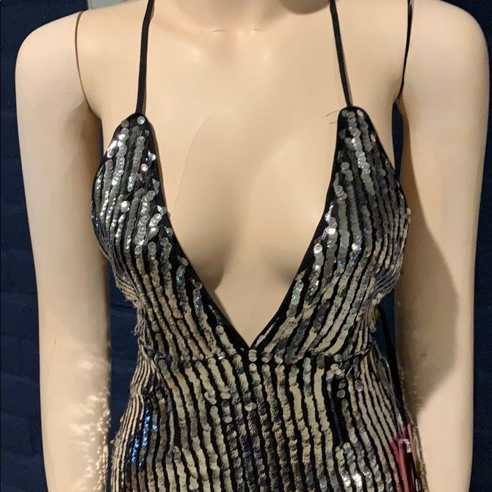 Beautiful Silver Dress - Picture 6 of 7